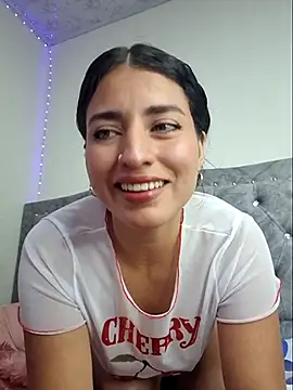 Snapshot of GISELLA__ chatting on 03-09-26, 01:14 GISELLA online show from 03-09-26, 01:14