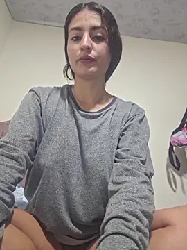 GISELLA   online show from 11-11-25, 10:21