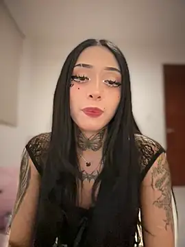 JIORYOvO online show from 04-12-26, 03:10