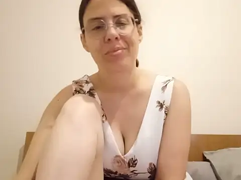 hotnathy69 online show from 06-22-26, 07:49