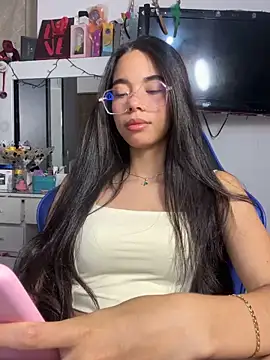 Milleradhara24 online show from 12-13-25, 09:43