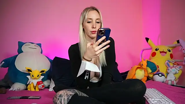 StellaCinderella online show from 02-06-26, 08:05