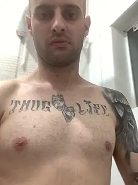 Manfredini607452 online show from 11-28-25, 09:04