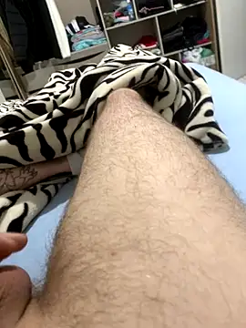 Manfredini607452 online show from 12-17-25, 10:48