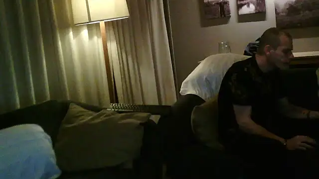 paulus52 online show from 11-30-25, 03:57