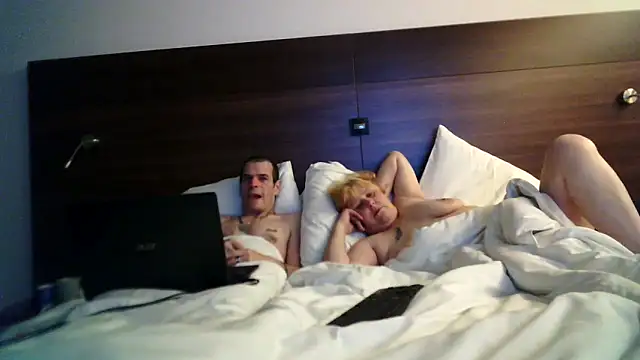 Snapshot of paulus52 chatting on 11-07-25, 04:50 paulus52 online show from 11-07-25, 04:50