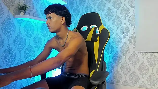 Boy savoy online show from 02-22-26, 07:37