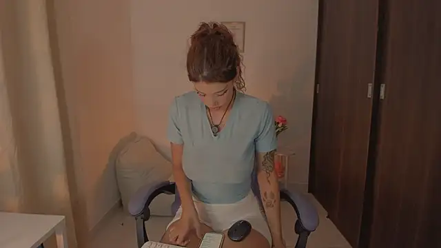 bergmanamii online show from 04-05-26, 11:00