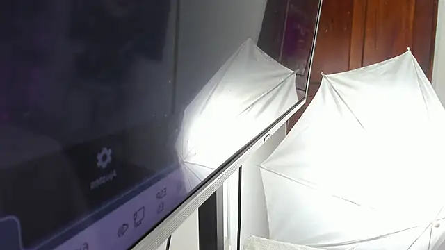 kendra london online show from 04-13-26, 11:14