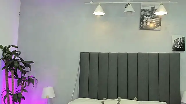 kendra london online show from 07-16-26, 11:18