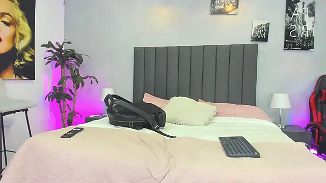 kendra london online show from 04-28-26, 11:14