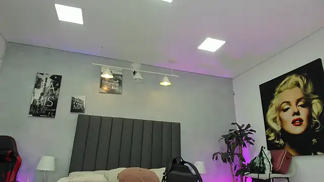 kendra london online show from 05-25-26, 11:20