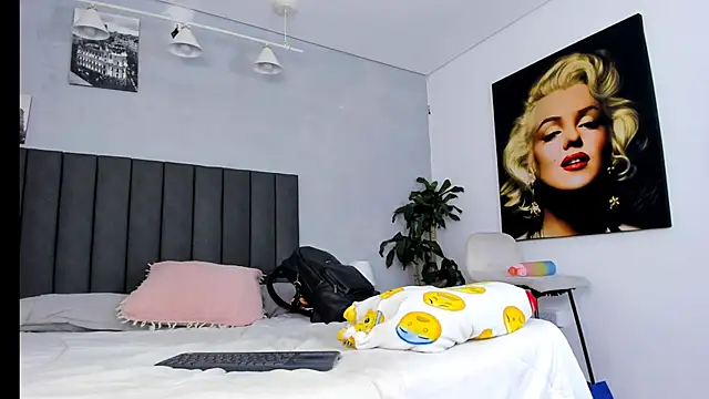 kendra london online show from 03-10-26, 11:14