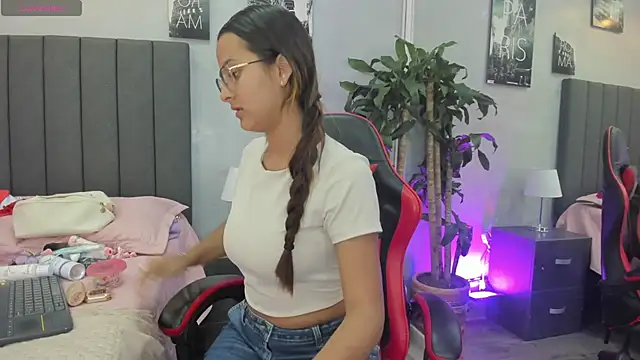 kendra london online show from 11-24-25, 11:32