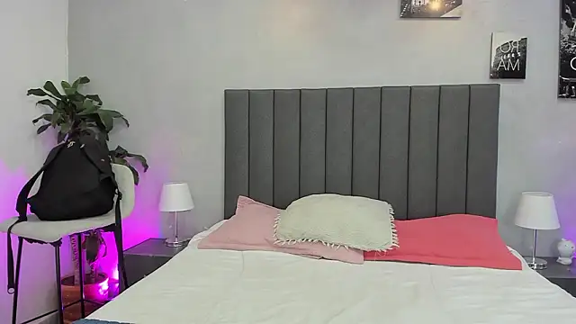 kendra london online show from 02-05-26, 11:17