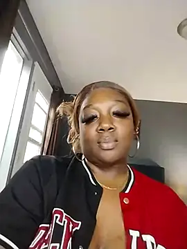 Snapshot of BiancaClarkson chatting on 11-03-25, 05:16 BiancaClarkson online show from 11-03-25, 05:16