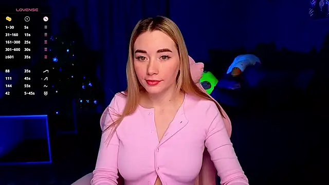 Snapshot of Rosie_Mac chatting on 02-11-26, 02:00 Rosie Mac online show from 02-11-26, 02:00