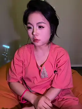 Snapshot of Sinicoco chatting on 02-06-26, 10:00 Sinicoco online show from 02-06-26, 10:00