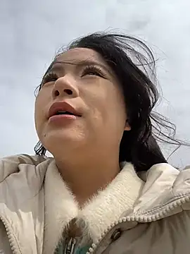 Sinicoco online show from 03-06-26, 04:40