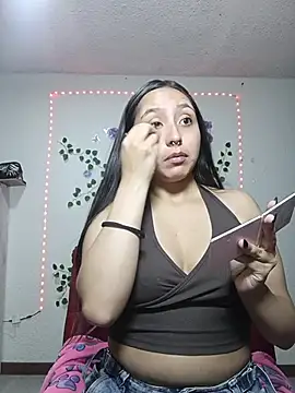 naughtygoddesss  online show from 12-17-25, 01:43