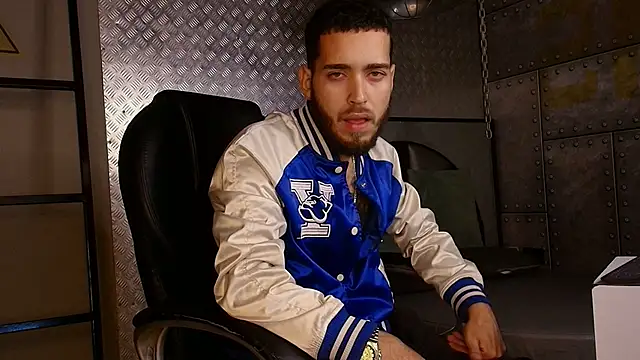 liam sait online show from 11-06-25, 03:21