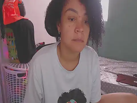 shayna cute online show from 06-19-26, 07:52