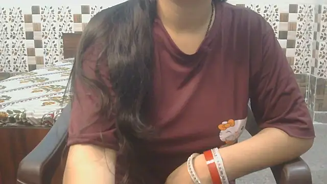 Snapshot of Sneha_lovely01 chatting on 06-27-26, 05:08 Sneha lovely01 online show from 06-27-26, 05:08
