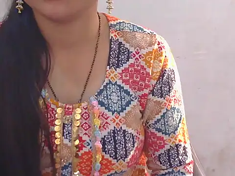 Snapshot of Sneha_lovely01 chatting on 12-05-25, 07:07 Sneha lovely01 online show from 12-05-25, 07:07