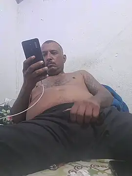 negrocomomisuerte online show from 12-15-25, 05:46