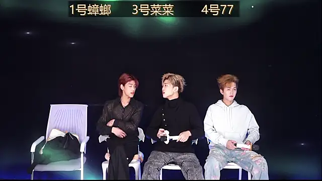 Snapshot of YCBOYS-001 chatting on 11-05-25, 07:39 YCBOYS-001 online show from 11-05-25, 07:39