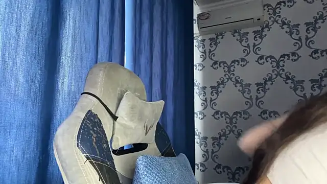 TwotyBright online show from 03-02-26, 07:15