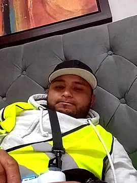 KARNEs24666 online show from 02-17-26, 05:54