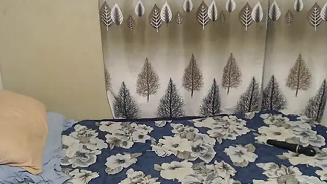 SexyLipss  online show from 07-14-26, 05:30