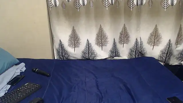 SexyLipss  online show from 07-06-26, 05:37
