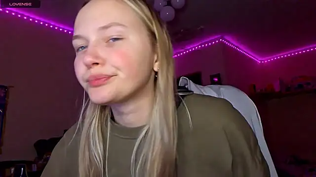 KarinRobertson online show from 02-15-26, 04:06