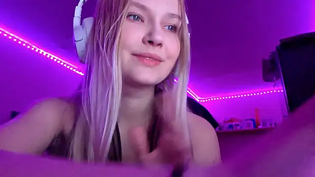 KarinRobertson online show from 11-14-25, 07:28