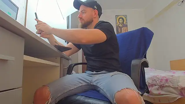 Ryanstone  online show from 06-10-26, 07:20