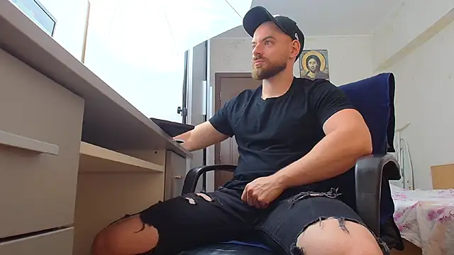 Ryanstone  online show from 05-21-26, 03:48