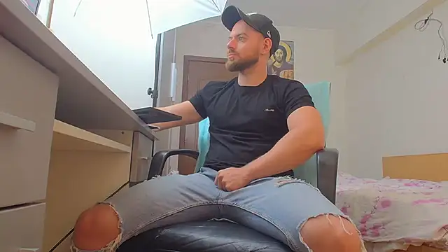 Ryanstone  online show from 07-10-26, 06:13