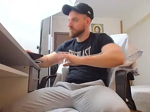 Ryanstone  online show from 03-18-26, 04:59