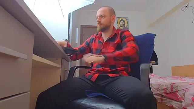 Ryanstone  online show from 05-02-26, 03:45