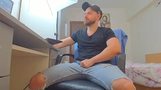 Ryanstone  online show from 07-25-26, 07:49