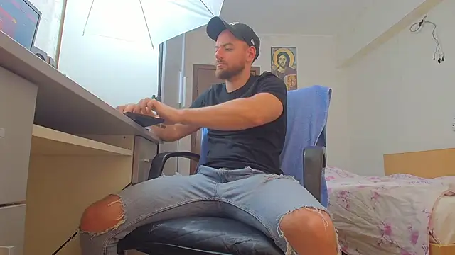 Ryanstone  online show from 08-10-26, 06:20