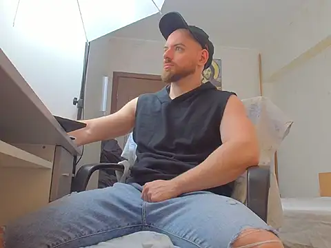 Ryanstone  online show from 03-28-26, 07:31