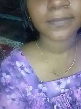 Snapshot of Neha533 chatting on 07-19-26, 07:21 Neha533 online show from 07-19-26, 07:21