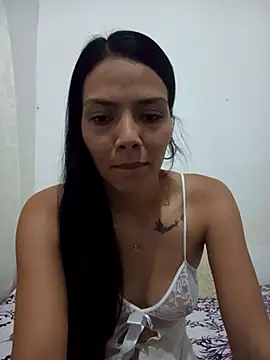 Snapshot of salome_xxx15 chatting on 02-13-26, 04:01 salome xxx15 online show from 02-13-26, 04:01