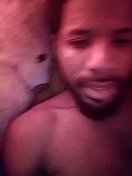 Snapshot of Angel23cm1 chatting on 02-06-26, 04:58 Angel23cm1 online show from 02-06-26, 04:58