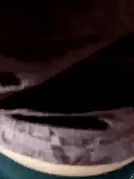 Snapshot of Aarti909090 chatting on 02-19-26, 01:24 Aarti909090 online show from 02-19-26, 01:24