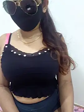 Aarti909090 online show from 07-05-26, 05:09