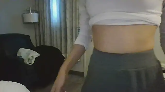 Snapshot of Jowsie chatting on 11-28-25, 09:04 Jowsie online show from 11-28-25, 09:04